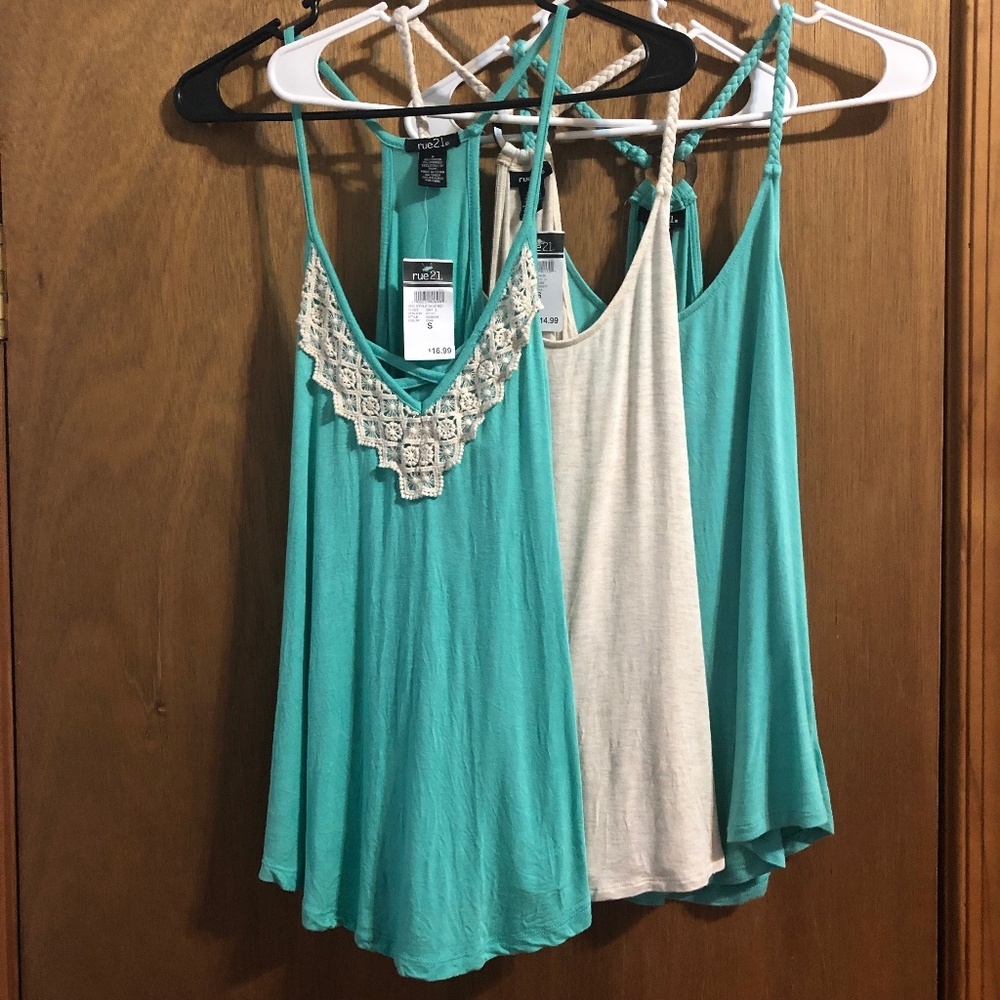 NEW - Three Rue21 Racerback Tanks Bundle - Small